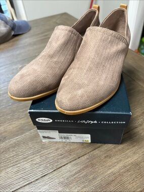 Dr. Scholl's Taupe Slip-On Clog with Tan Sole
